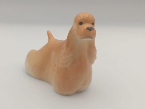 FIGURKA PORCELANOWA pies  Cavalier Spaniel