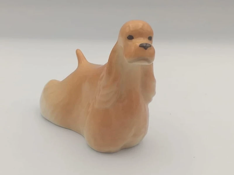 FIGURKA PORCELANOWA pies  Cavalier Spaniel