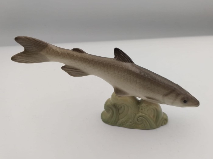 FIGURKA PORCELANOWA Ryba stynka