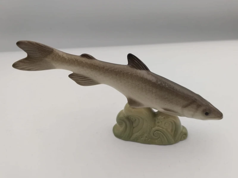 FIGURKA PORCELANOWA Ryba stynka
