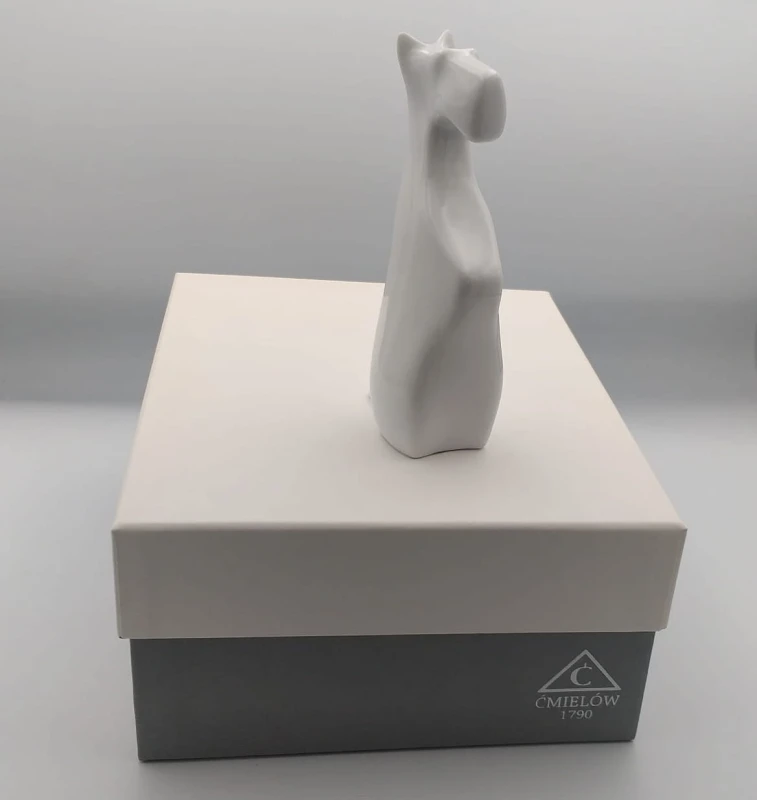 FIGURKA PORCELANOWA PIES Terier szkocki ĆMIELÓW