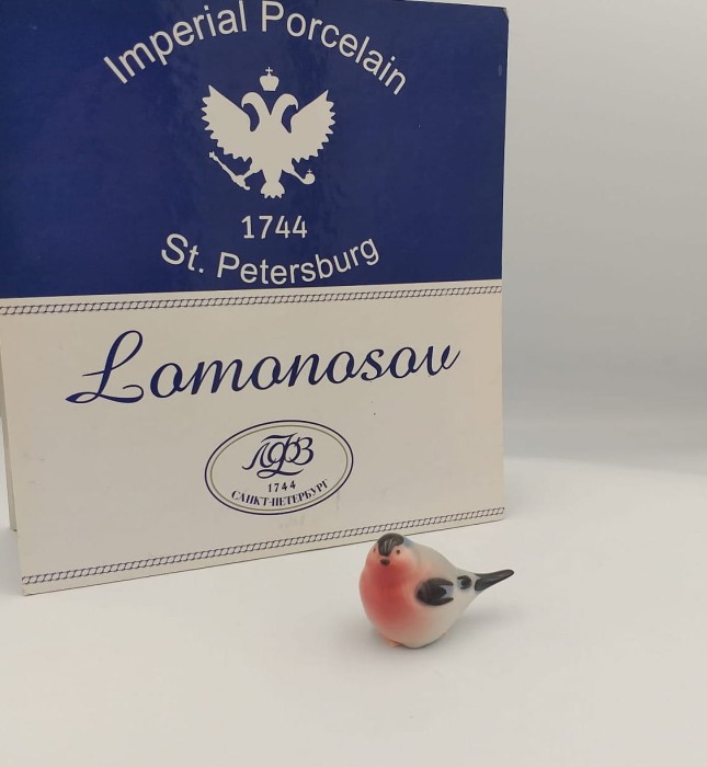 FIGURKA PORCELANOWA GIL