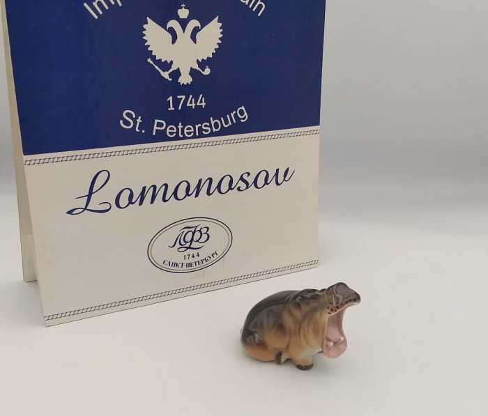 FIGURKA PORCELANOWA Hipopotamek