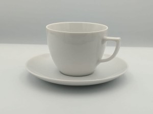 FILIŻANKA ZE SPODKIEM 250ML CITY C001