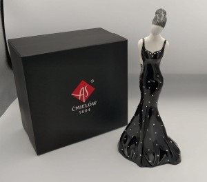 FIGURKA PORCELANOWA Zakochana Asia AS ĆMIELÓW