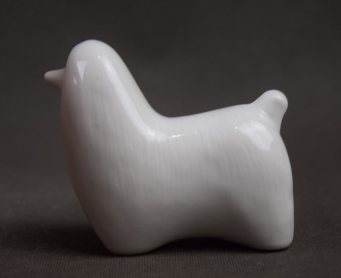 Figurka porcelanowa pies Chart afgański biała