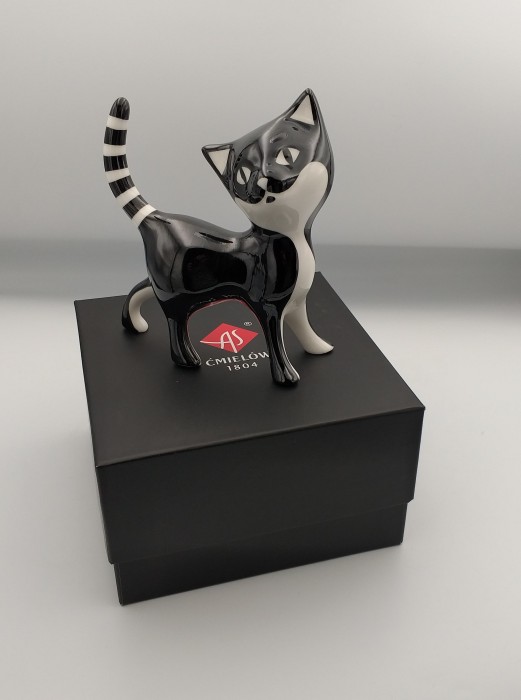 FIGURKA PORCELANOWA KOT FILEMON
