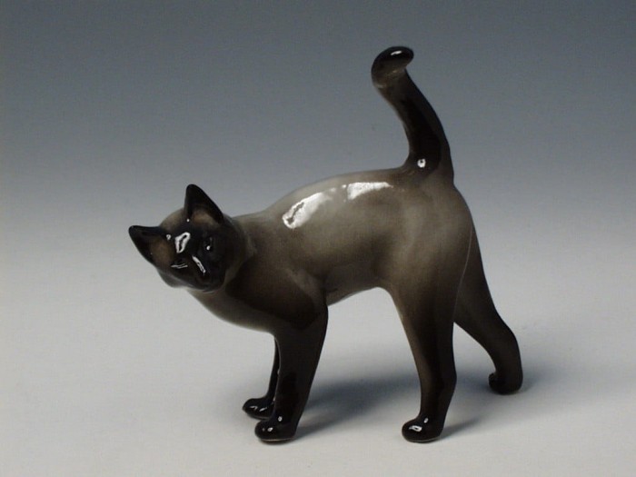 FIGURKA PORCELANOWA Kot syjamski (200-0058)