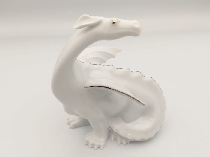 FIGURKA PORCELANOWA SMOK