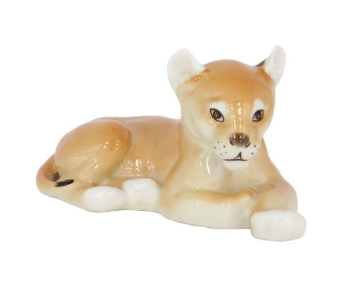 FIGURKA PORCELANOWA  Lwiątko leżące