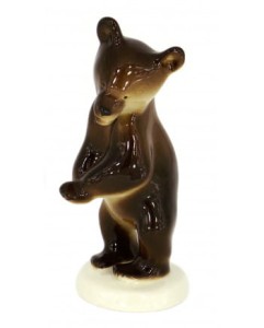 FIGURKA PORCELANOWA Niedźwiadek stojący