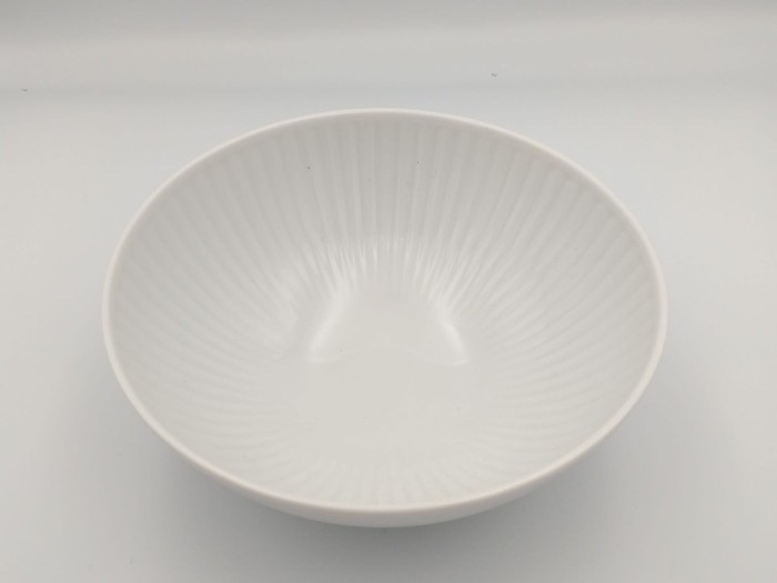 Salaterka 17 cm Chodzież- Dalia biała C001