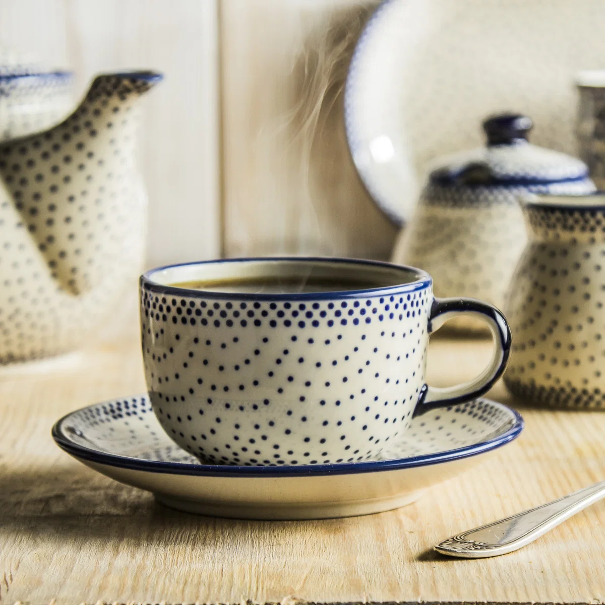 Ceramiczna filiżanka Bolesławiec ze spodkiem